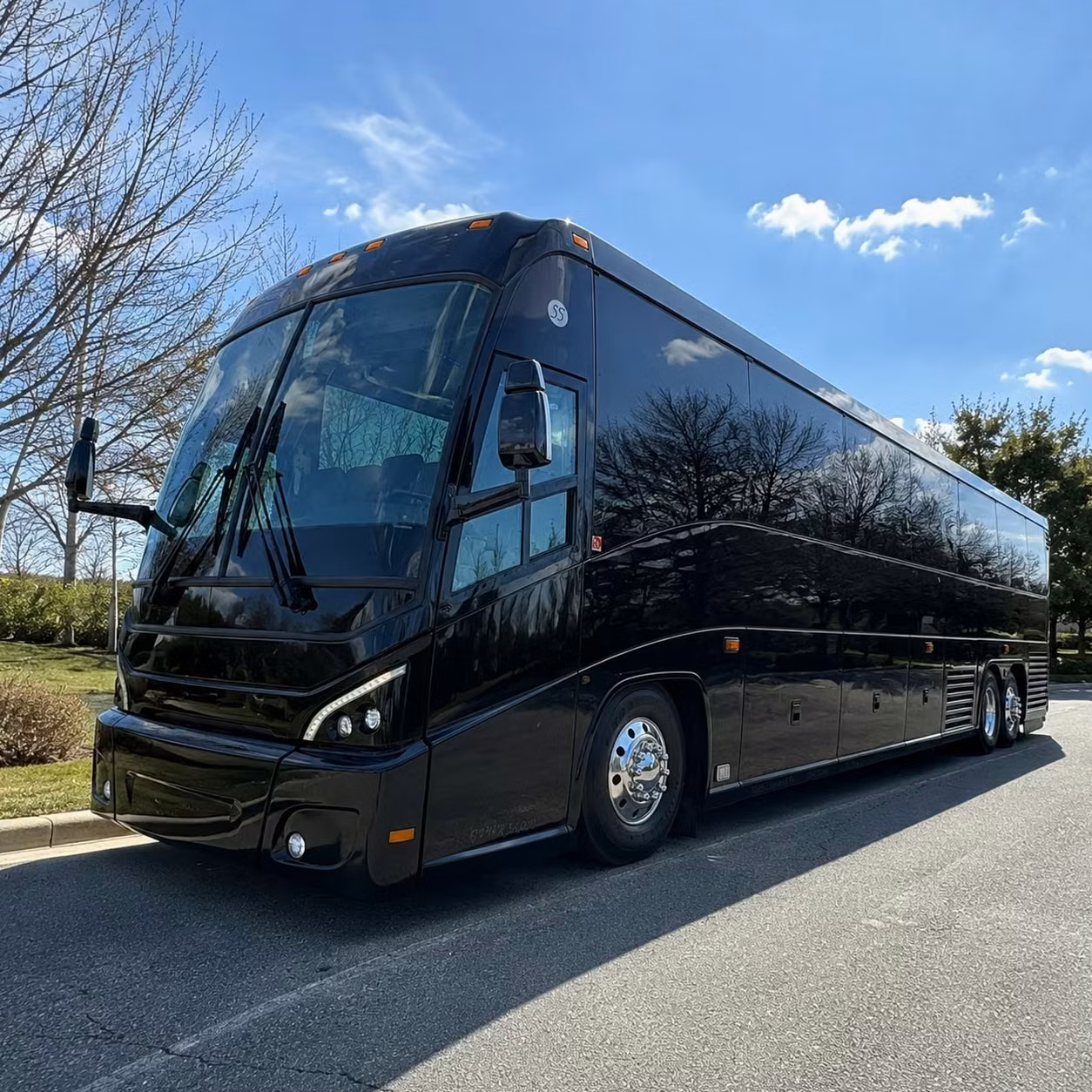 ada accessible employee shuttles for henderson workplaces