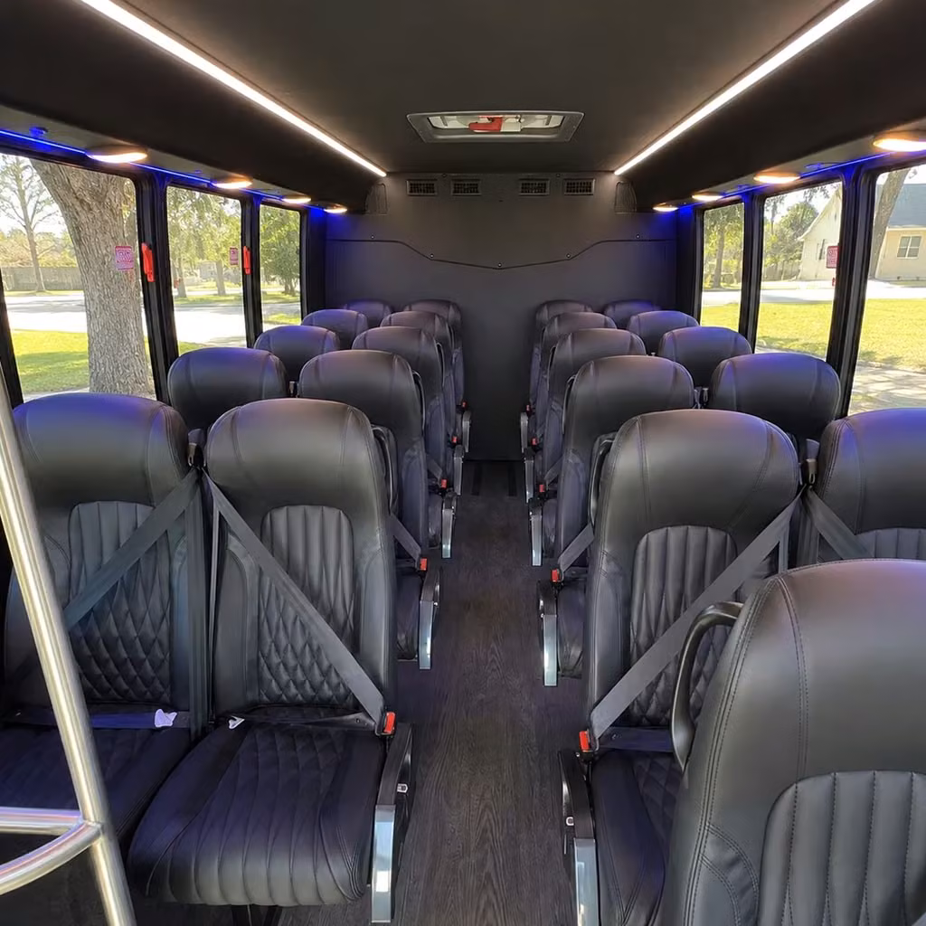 henderson 28 passenger minibus rental