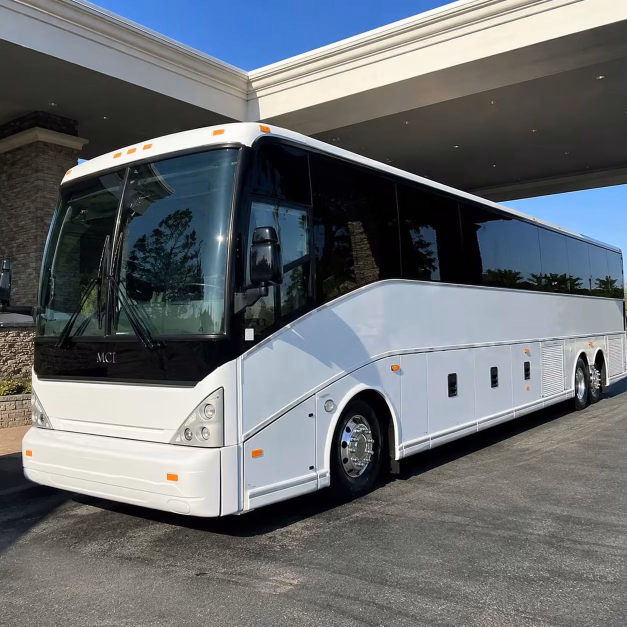 henderson executive airport shuttle service for private aviation groups
